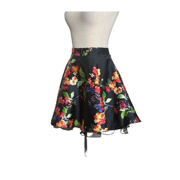 City Studio black red floral A line mini skirt size juniors 5 - Picture 11 of 16